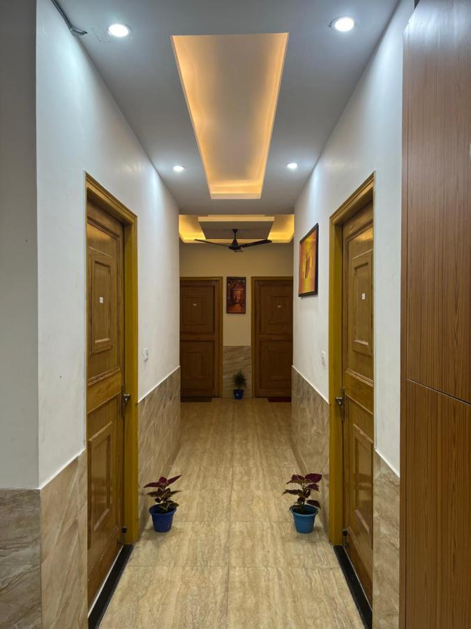 Shanti Hostel And Garden Cafe Rishīkesh 외부 사진
